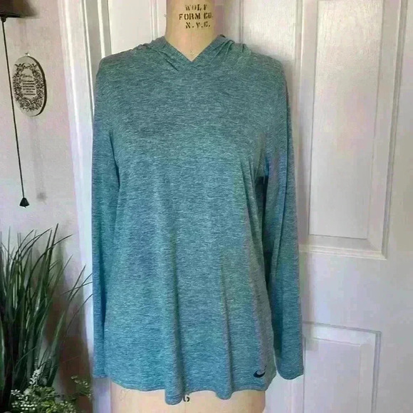 Nike Dri Fit Heathered Green, Size Large, excellent Condition, 100% Poly - Picture 1 of 8